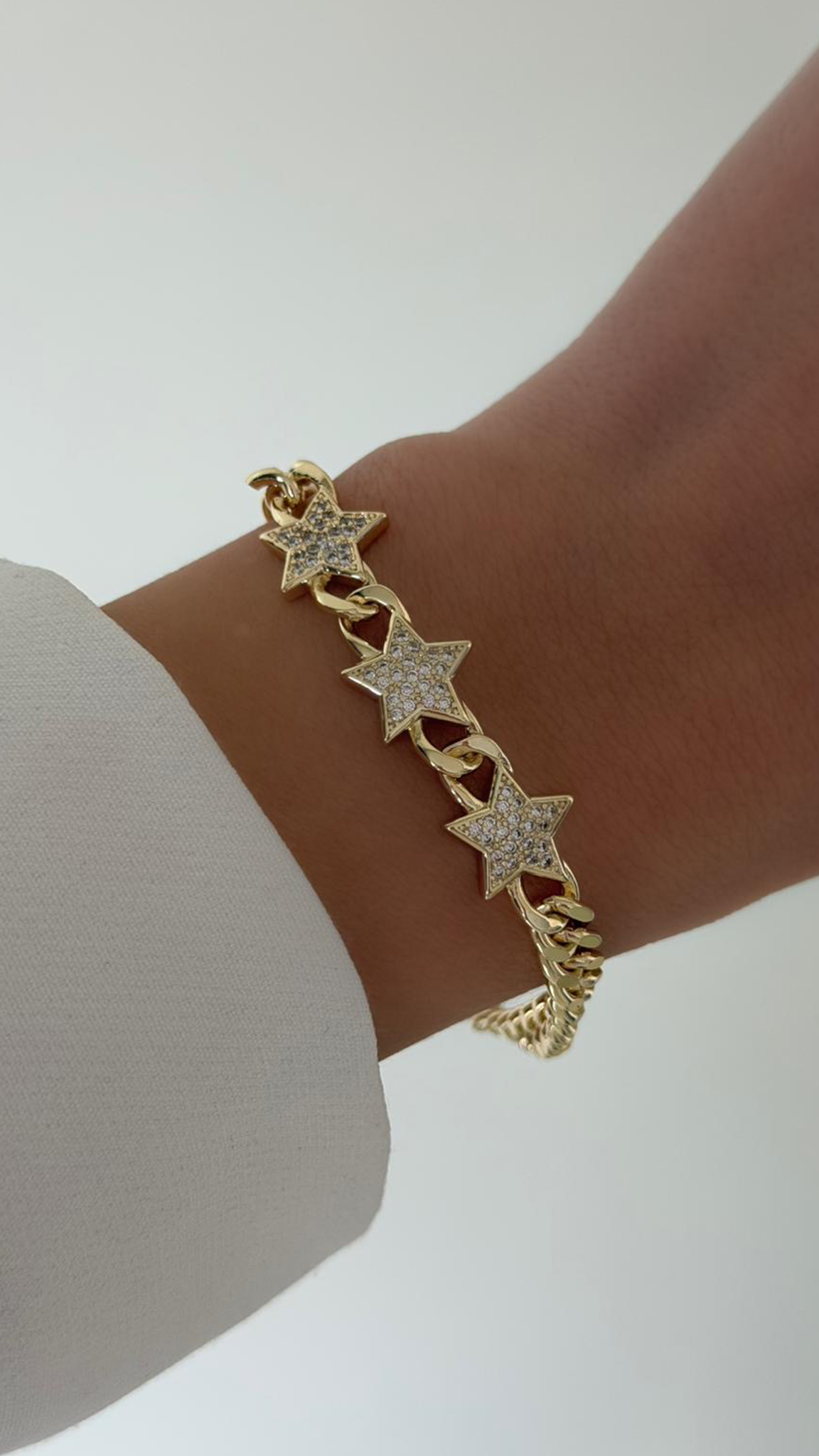 Taşlı Üç Yıldız Zincir Kenarlı Gold Bileklik