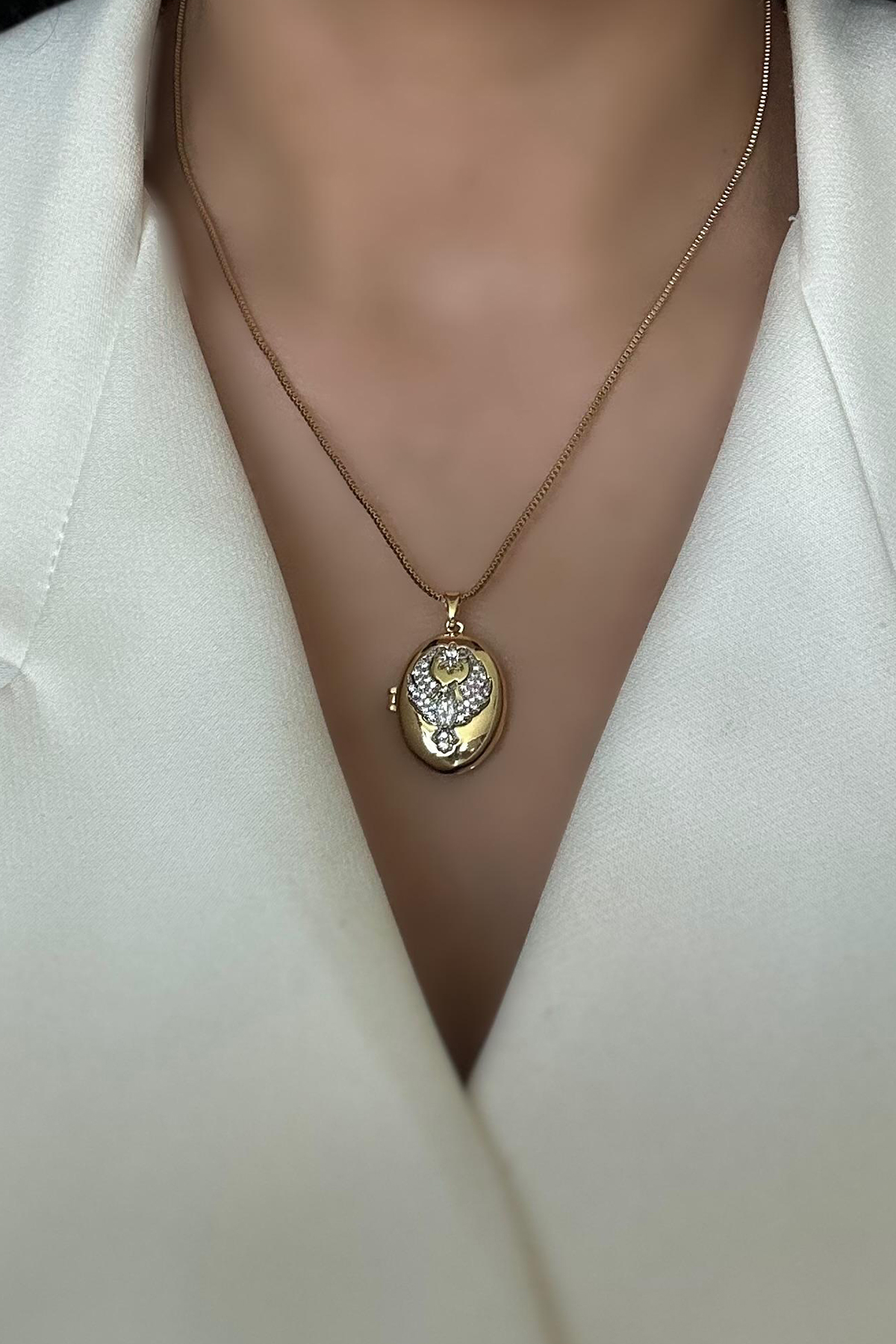 Arya Taşlı Kapaklı Zarif Gold Kolye A Gold Kaplama