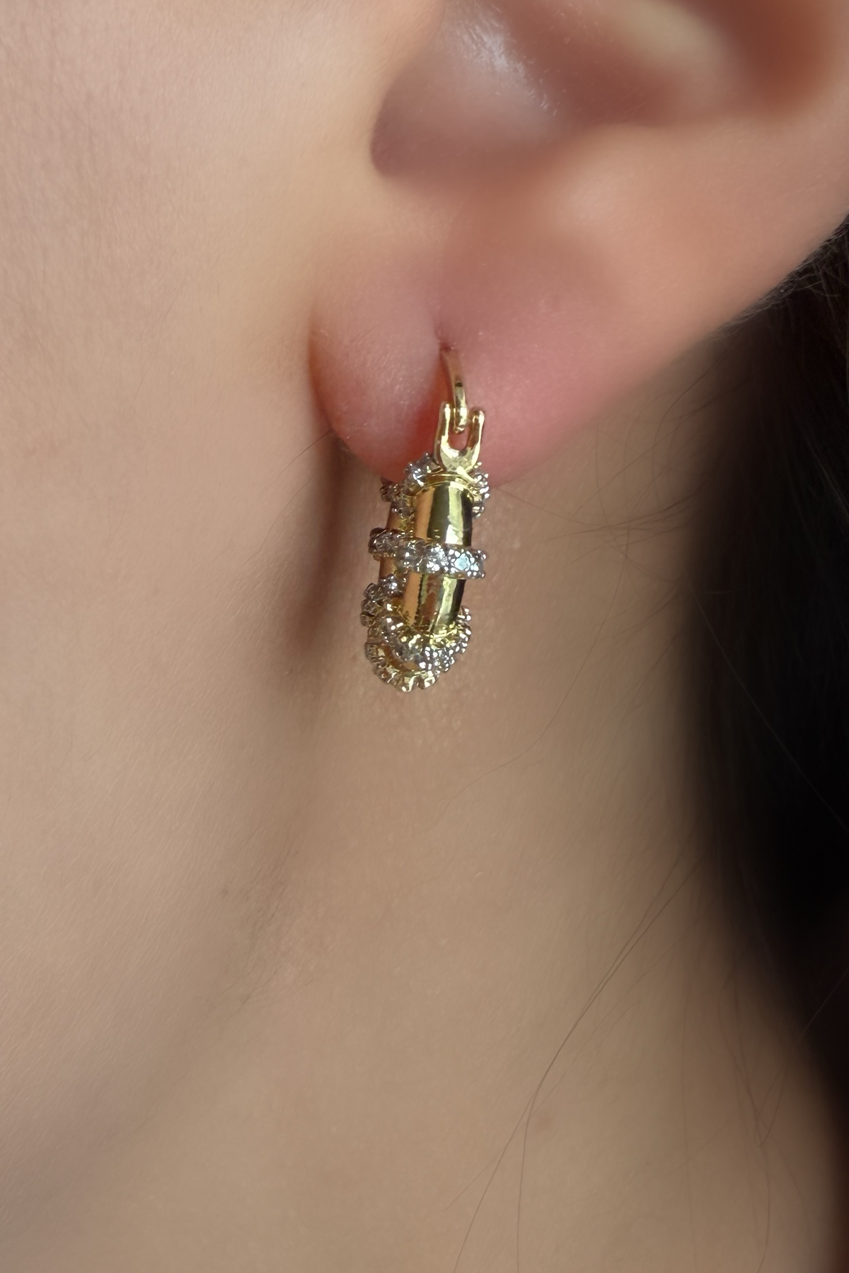 Işık Halkası Gold Küpe