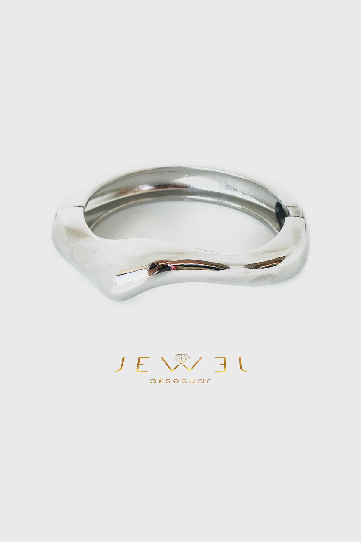 Ruvinor Dalgalı Şık Detaylı Silver Kelepçe