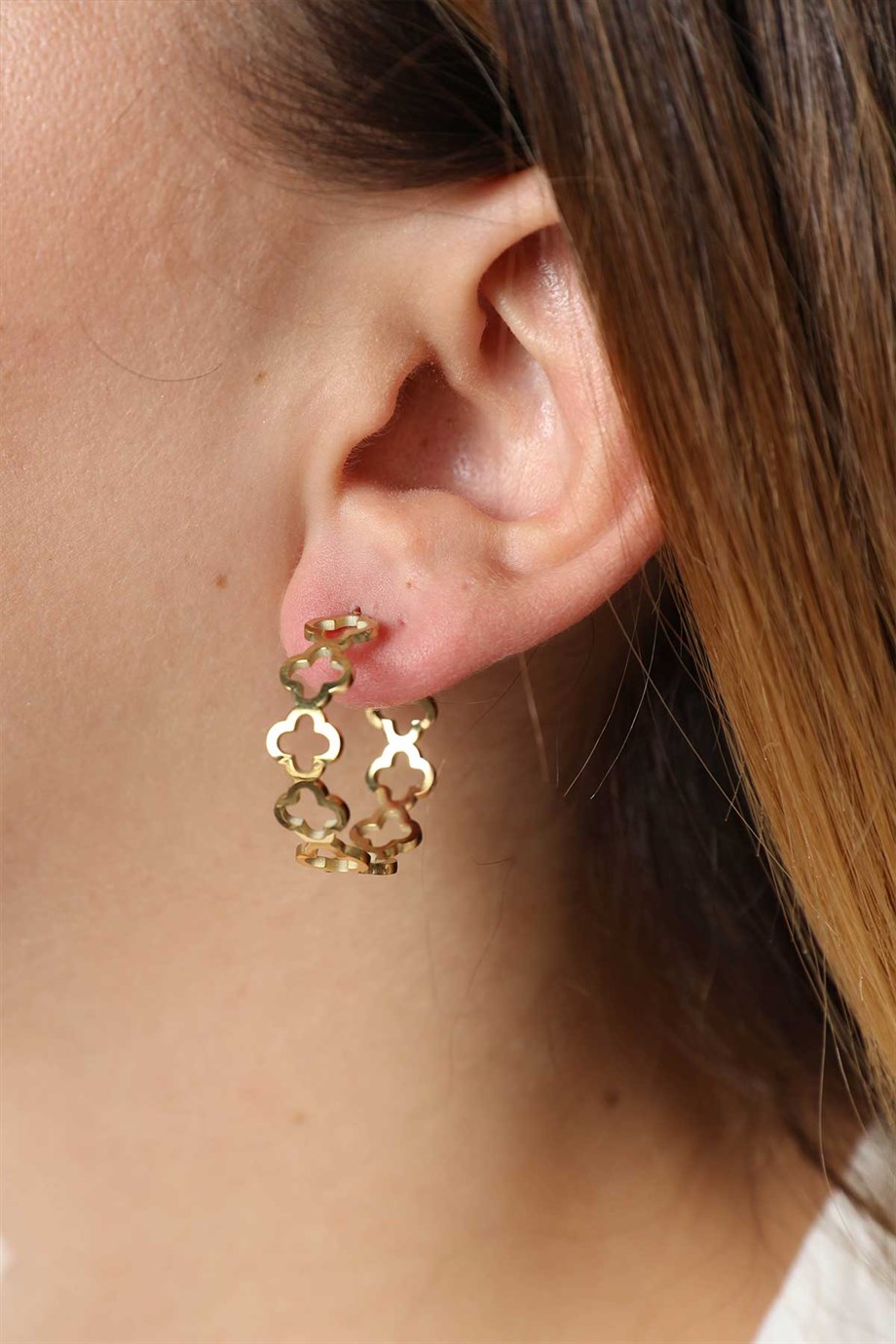 Sıra Yoncalı Gold Altın Kaplama Küpe