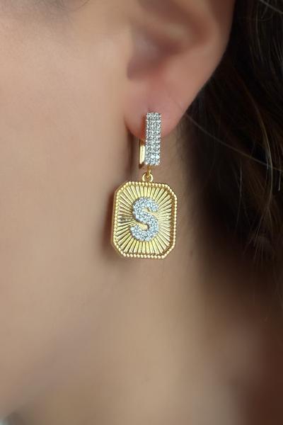 S Harfli Taşlı Küpe