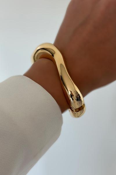 Velya Dalga Detaylı Şık Gold Kelepçe